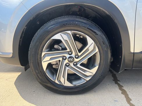 Used 2023 Hyundai Santa Fe SEL w/ Cargo Package image 9