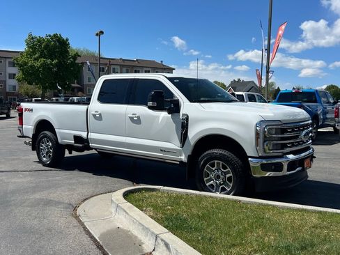 Used 2026 Ford F350 Lariat w/ FX4 Off-Road Package AWD/4WD image 4