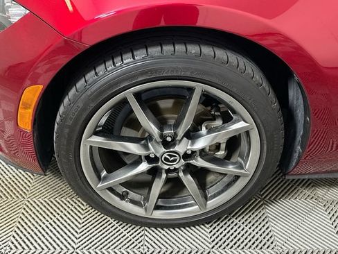 Used 2021 MAZDA MX-5 Miata RF Grand Touring RWD image 20