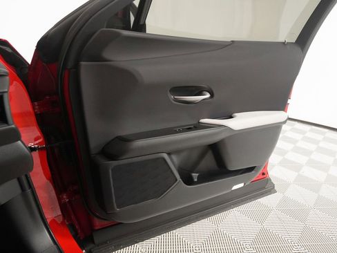 Certified 2025 Lexus UX 300h FWD w/ Accessory Package (Z1) image 21