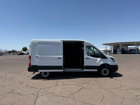 New 2026 Ford Transit 250 148 Medium Roof w/ Load Area Protection Package RWD image 3