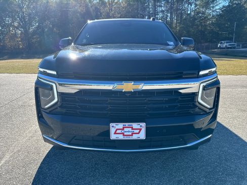 New 2026 Chevrolet Suburban LS image 11