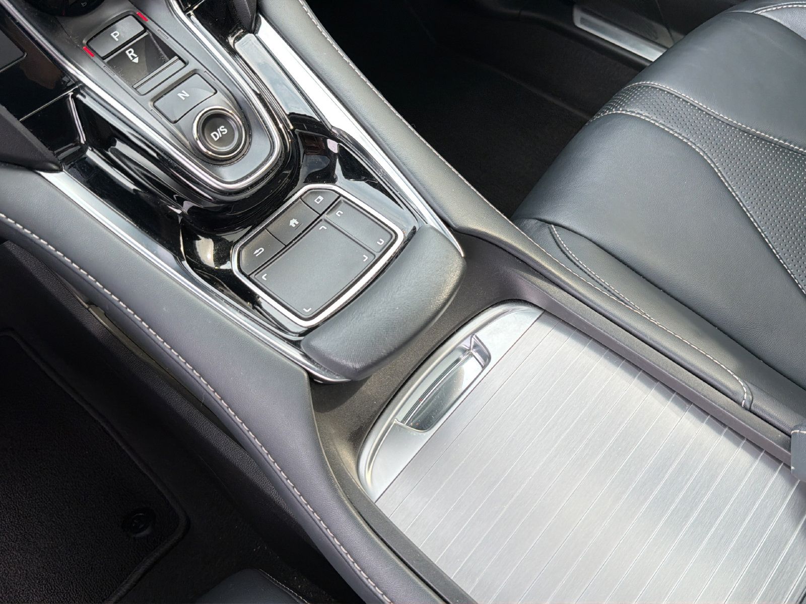 Used 2021 Acura RDX w/ Technology Package FWD image 27