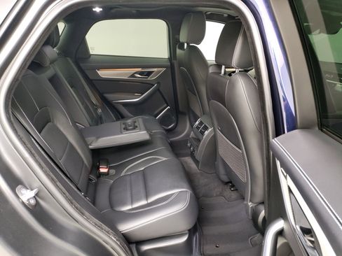 Used 2024 Jaguar F-PACE R-Dynamic S image 30