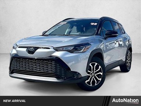 Used 2025 Toyota Corolla Cross AWD Hybrid image 1