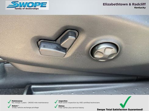 New 2026 Chrysler Pacifica Select image 24