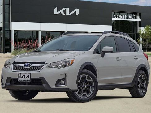Used 2016 Subaru Crosstrek 2.0i Premium w/ Moonroof Package image 1