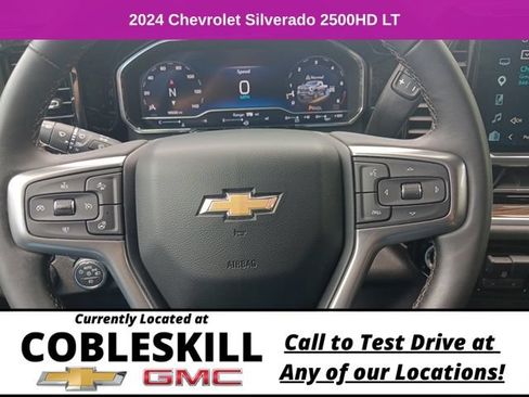 Used 2024 Chevrolet Silverado 2500 LT AWD/4WD image 17