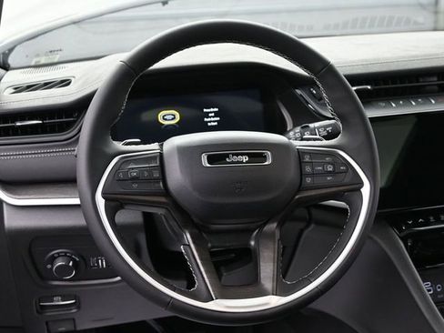New 2026 Jeep Grand Cherokee L 4WD image 31