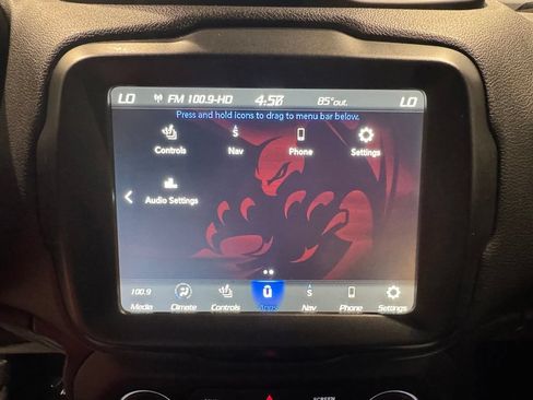 Used 2021 Jeep Renegade Latitude AWD/4WD image 22