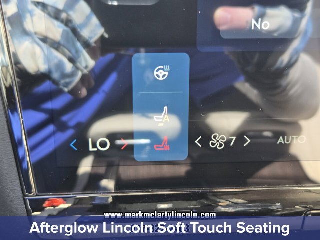 New 2027 Lincoln Navigator Premiere AWD/4WD image 20