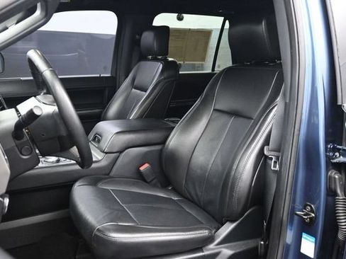 Used 2020 Ford Expedition XLT w/ Equipment Group 202A RWD image 5