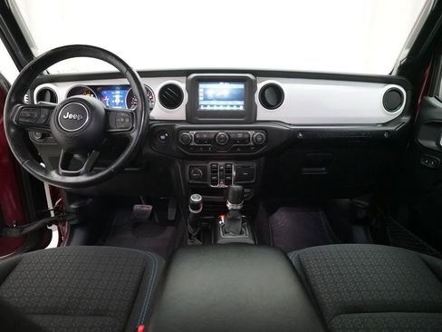 Used 2021 Jeep Wrangler Unlimited Islander image 5