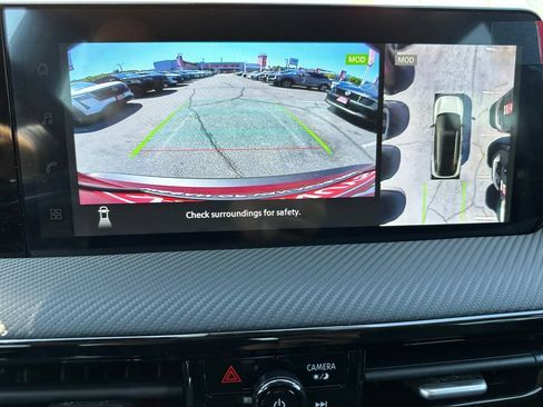 New 2026 Nissan Kicks SR w/ SR Premium Package FWD image 29