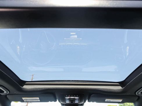 New 2026 Mercedes-Benz GLE 580 4MATIC image 17