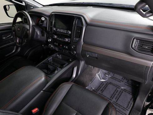 Used 2022 Nissan Titan PRO-4X w/ Pro-4x Convenience Package image 31