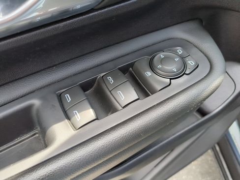 Certified 2024 GMC Terrain SLE FWD image 21