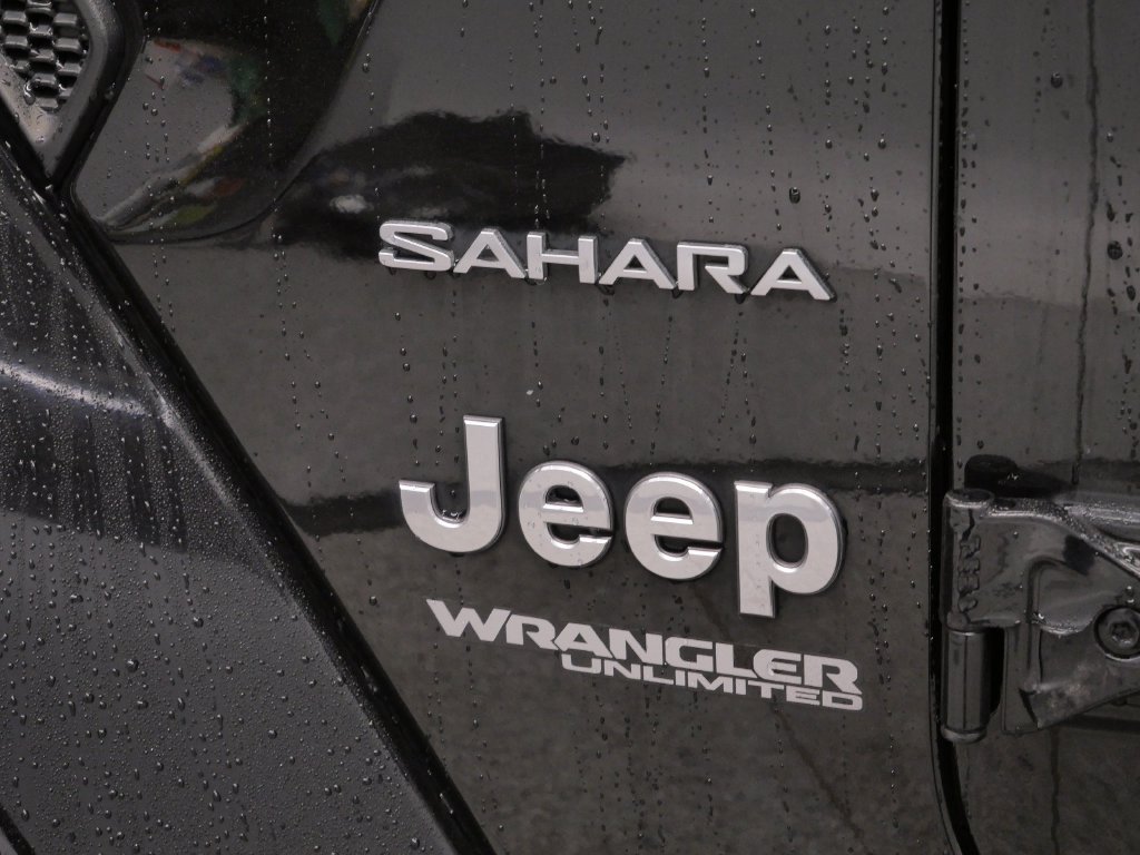 Used 2019 Jeep Wrangler Unlimited Sahara AWD/4WD image 15