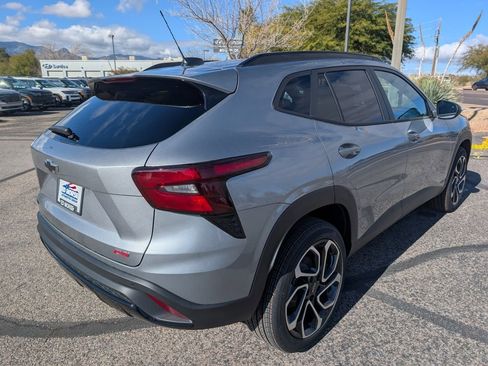 New 2026 Chevrolet Trax RS w/ Driver Confidence Package image 5
