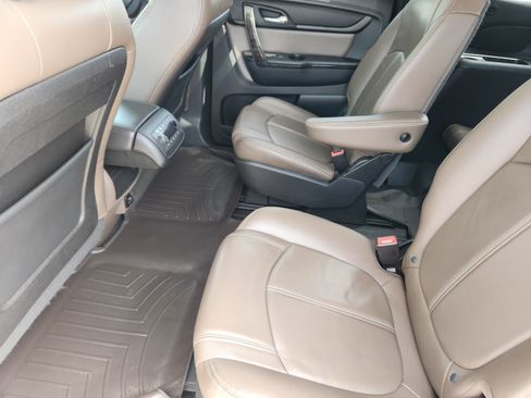 Used 2017 GMC Acadia Limited SLT FWD image 12