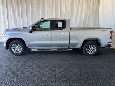 Used 2021 Chevrolet Silverado 1500 LT AWD/4WD image 23