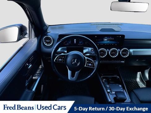 Used 2022 Mercedes-Benz GLB 250 4MATIC image 27