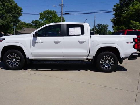 Used 2024 Chevrolet Colorado LT w/ LT Convenience Package III AWD/4WD image 6