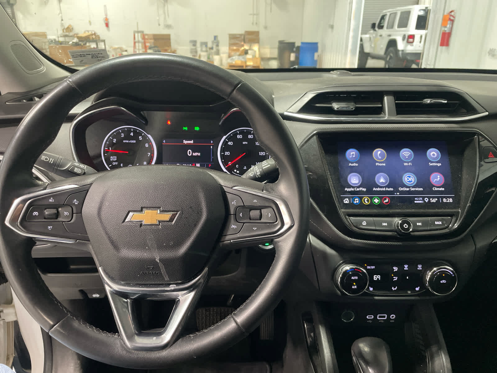 Used 2021 Chevrolet TrailBlazer LT AWD/4WD image 8