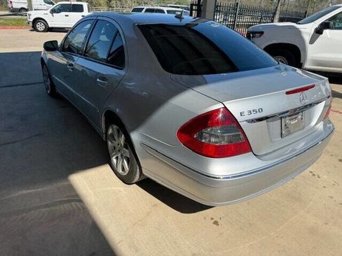 Used 2007 Mercedes-Benz E 350 Sedan image 7