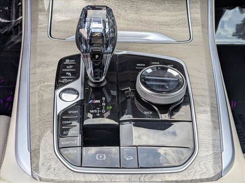 Used 2020 BMW X5 M50i w/ Executive Package image 12