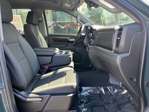 Used 2026 Chevrolet Silverado 1500 LT Trail Boss w/ Protection Package AWD/4WD image 14