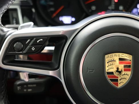Used 2017 Porsche Macan GTS AWD/4WD image 26