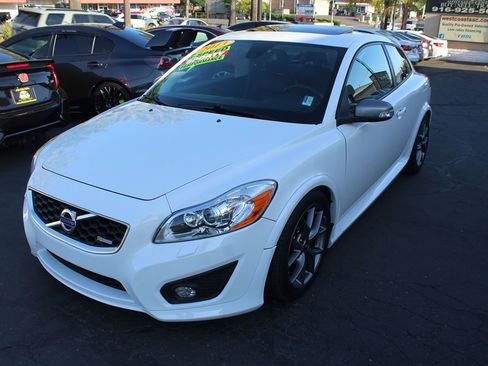 Used 2013 Volvo C30 T5 R-Design FWD image 4