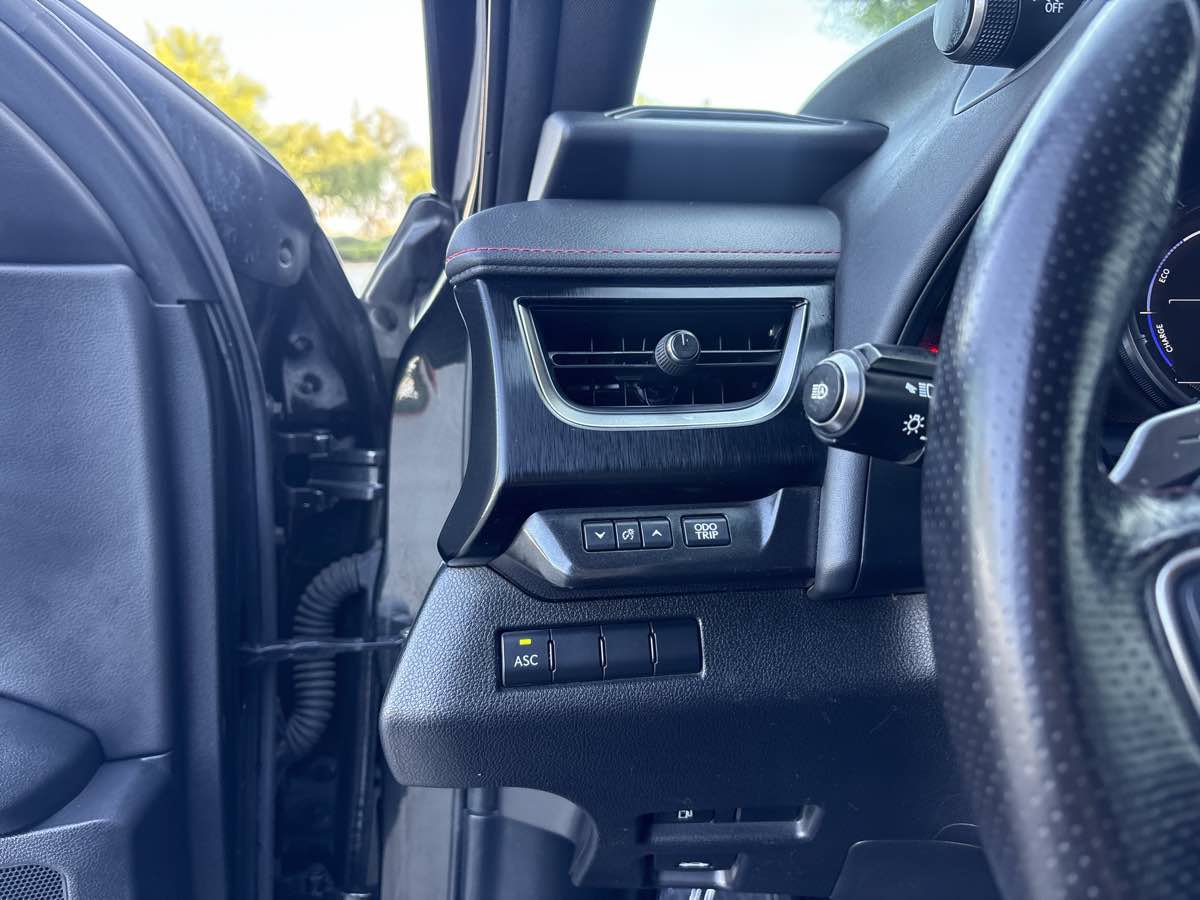 Used 2020 Lexus UX 250h F Sport w/ Accessory Package AWD/4WD image 19