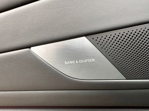 Used 2025 Genesis G80 3.5T Sport Prestige image 27