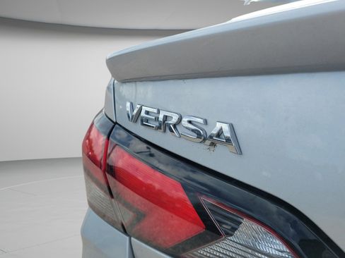 New 2025 Nissan Versa SR w/ Trunk Package FWD image 8