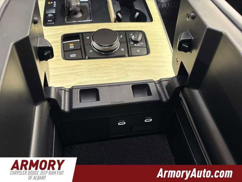 Used 2024 MAZDA CX-90 3.3 Turbo S w/ Premium Plus image 20