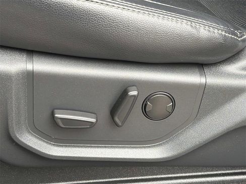 Used 2022 Ford F250 Lariat w/ Tremor Off-Road Package image 23