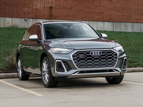 Used 2023 Audi SQ5 Premium Plus w/ Premium Plus Package image 1