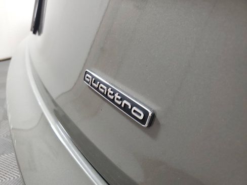 Used 2024 Audi Q5 2.0T Premium Plus AWD/4WD image 8