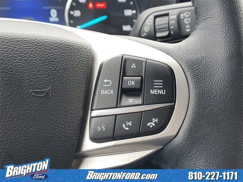 Used 2024 Ford Explorer XLT image 21