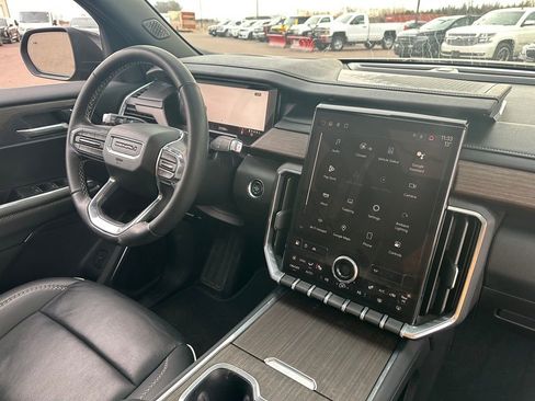 Used 2024 GMC Acadia Denali w/ LPO, Floor Liner Package image 33