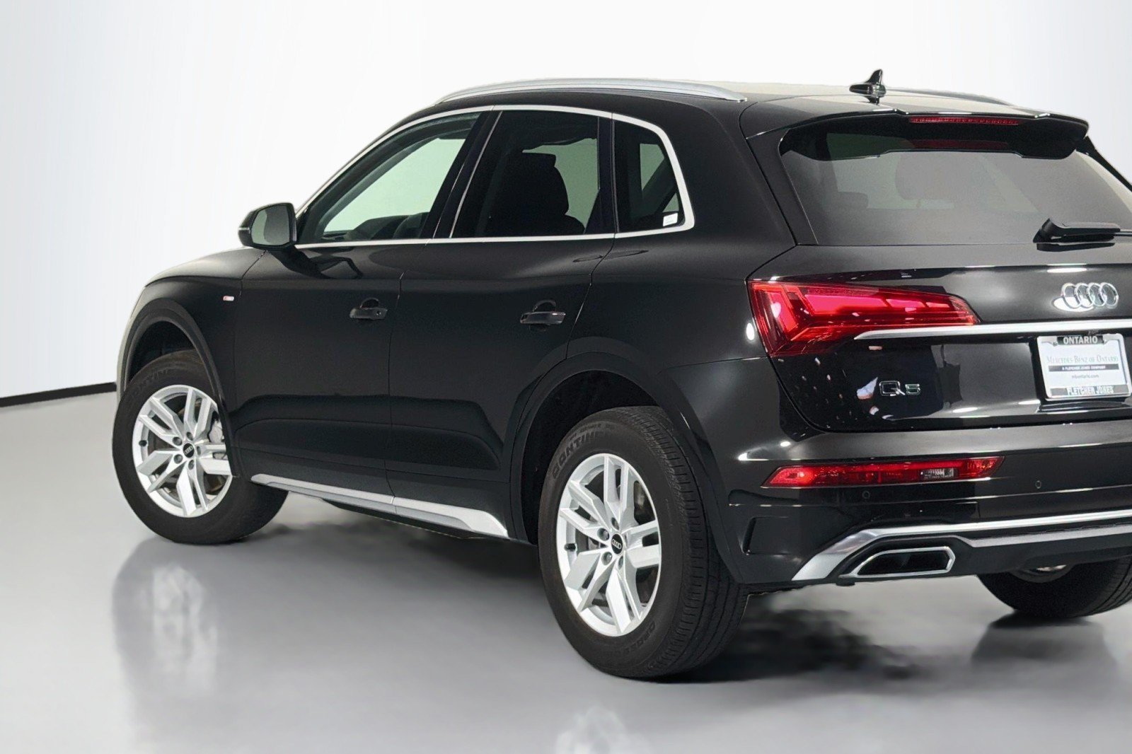 Used 2022 Audi Q5 2.0T Premium w/ Convenience Package AWD/4WD image 15