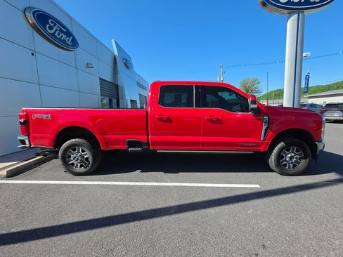 Used 2023 Ford F350 Lariat w/ Lariat Ultimate Package AWD/4WD image 2