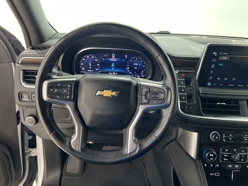 Used 2024 Chevrolet Suburban Premier RWD image 10