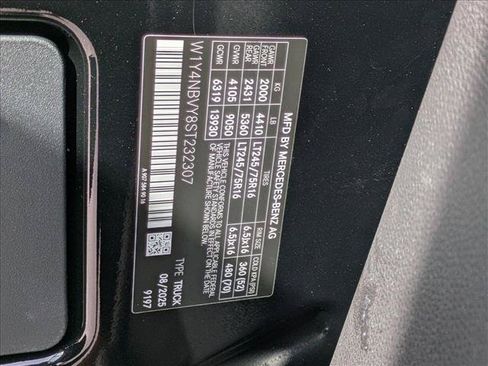 Used 2025 Mercedes-Benz Sprinter 2500 image 19
