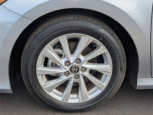 Used 2024 Toyota Camry LE FWD image 9