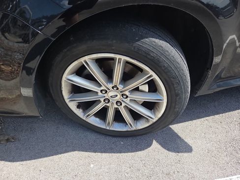 Used 2018 Ford Flex Limited AWD/4WD image 9