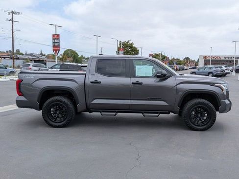 Used 2024 Toyota Tundra SR5 w/ SR5 Convenience Package AWD/4WD image 4