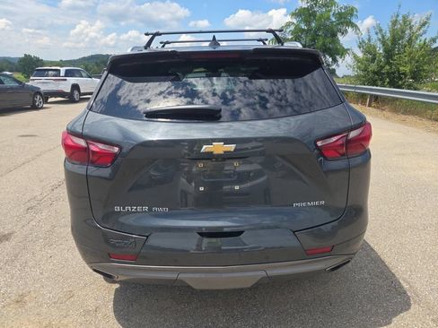 Used 2019 Chevrolet Blazer Premier w/ Sun and Wheels Package AWD/4WD image 3